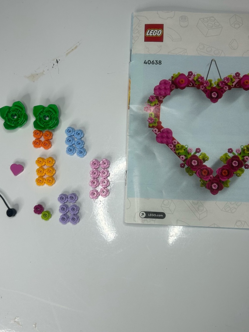 Lego flowers and Heart Ornament Building Toy Kit manual